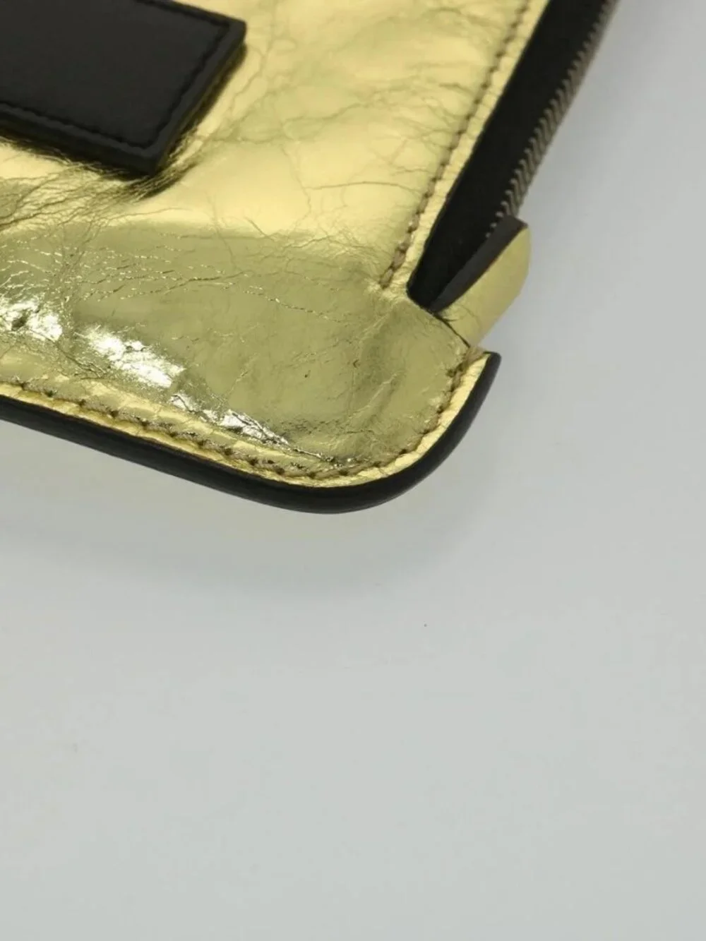CHANEL Clutch Bag Metallic Leather Gold A82164 CC Auth 38172SAV